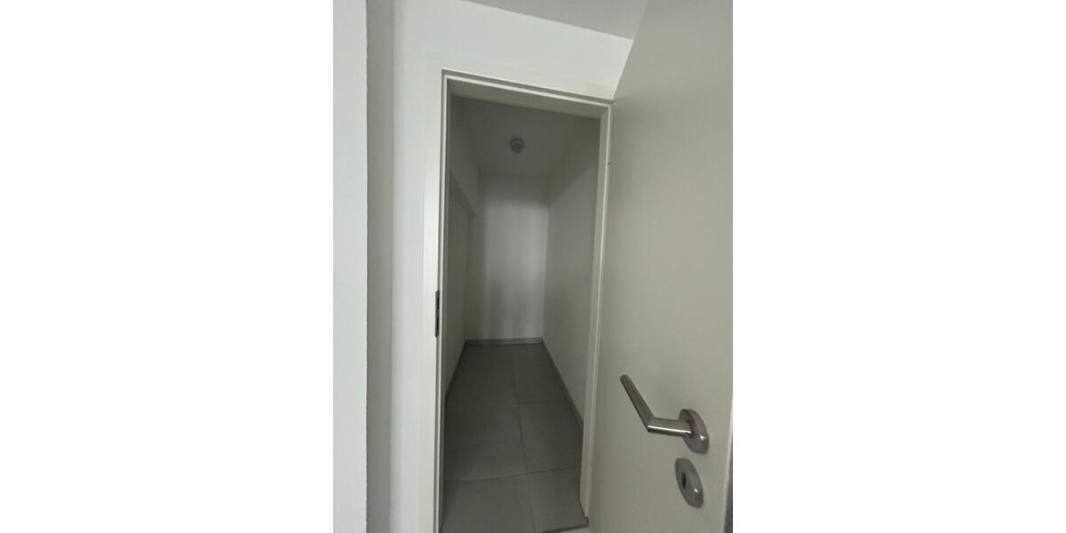 Etagenwohnung Fellbach - 4 Zimmer, 110 m&sup2;, 1.050&euro; | Angebot:23743567