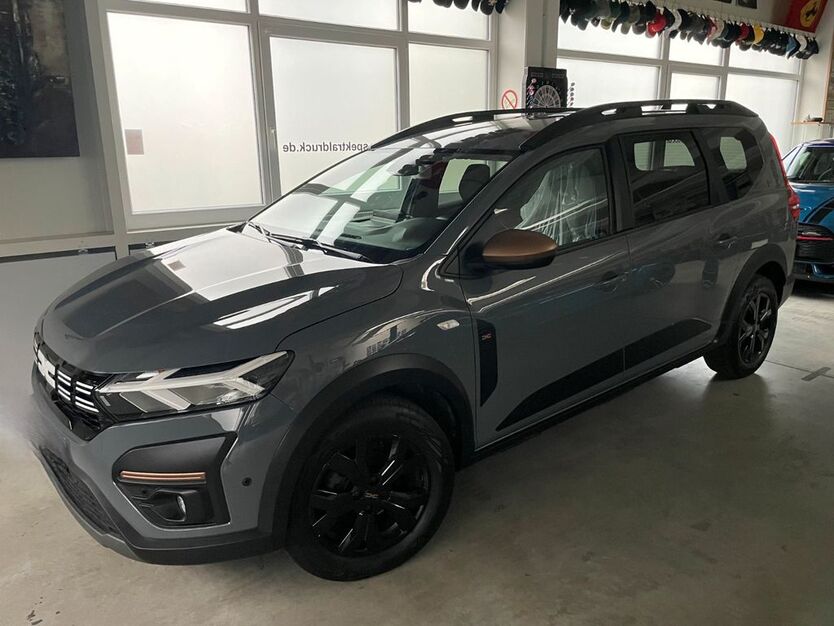 Dacia Jogger 23.326 km 18.600 € Stuttgart 70435