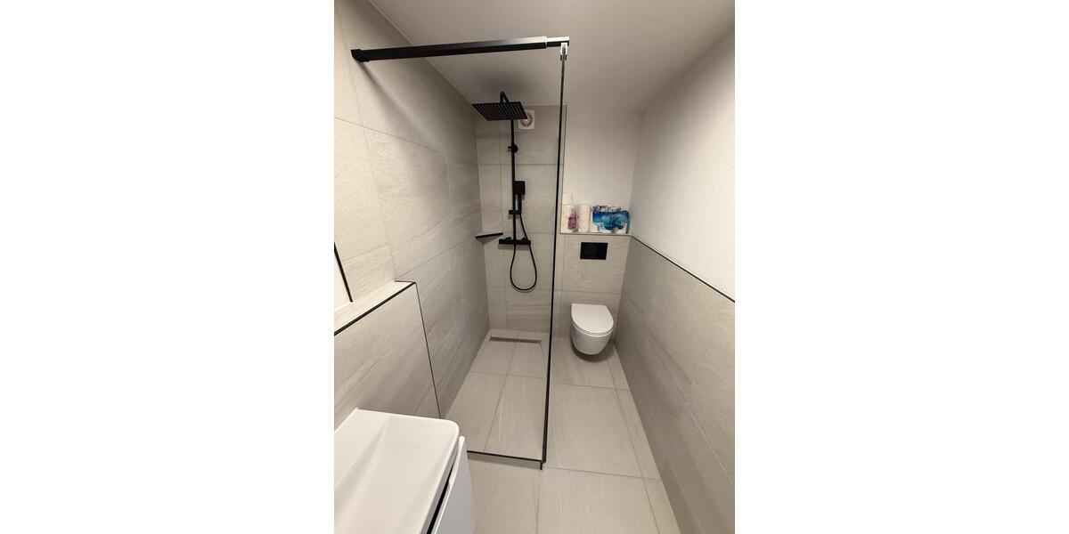 Dachgeschoßwohnung Stuttgart Stuttgart-Nord - 3 Zimmer, 75 m&sup2;, 1.200&euro; | Angebot:25329924