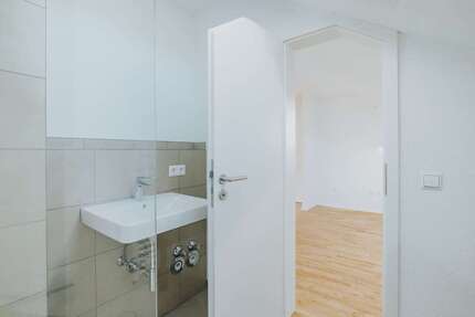 Wohnung Stuttgart Hedelfingen - 3 Zimmer, 48 m&sup2;, 220.000&euro; | Angebot:26365105