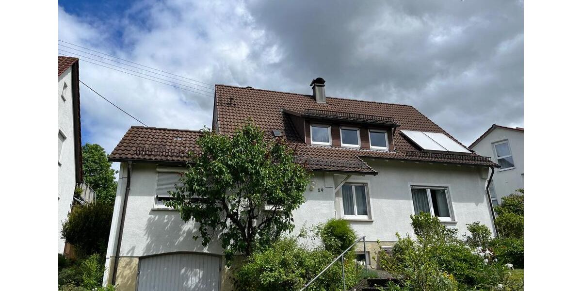 Erdgeschoßwohnung Backnang - 4.5 Zimmer, 96 m&sup2;, 1.500&euro; | Angebot:25274986