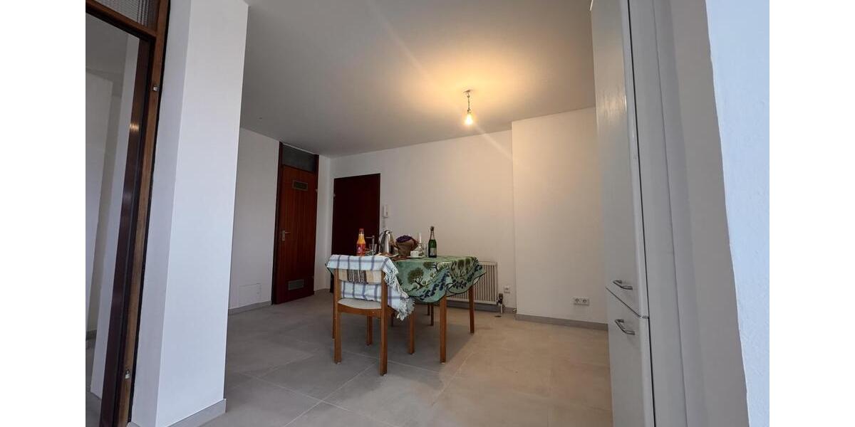 Etagenwohnung Stuttgart Degerloch - 3.5 Zimmer, 80 m&sup2;, 1.690&euro; | Angebot:25152049