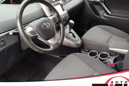 Toyota Verso 99.450 km 13.980 &euro; Leonberg 71229