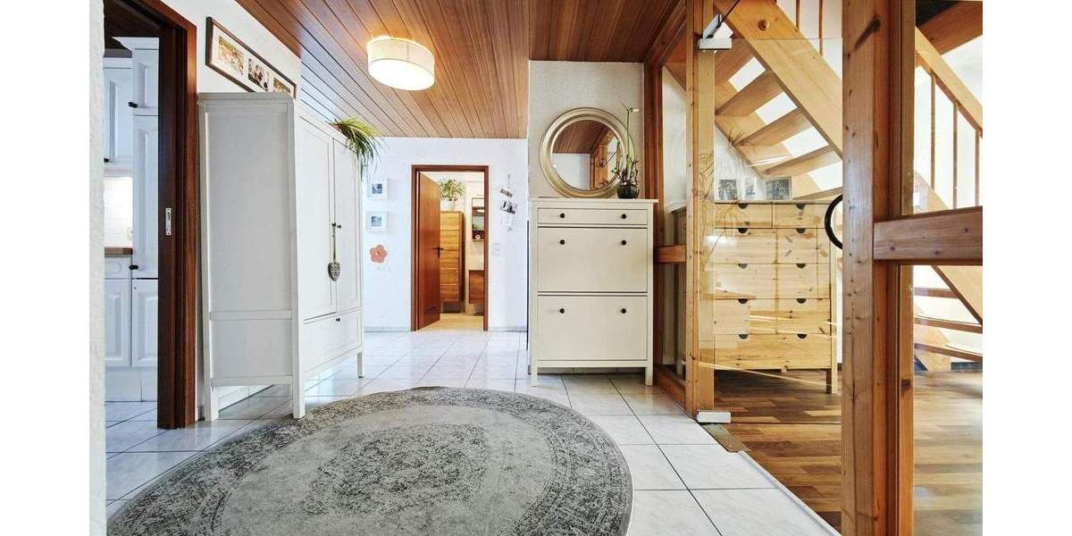 Sonne, Ruhe & Wohngefühl - Galeriewohnung in Kornwestheim 3 zimmer