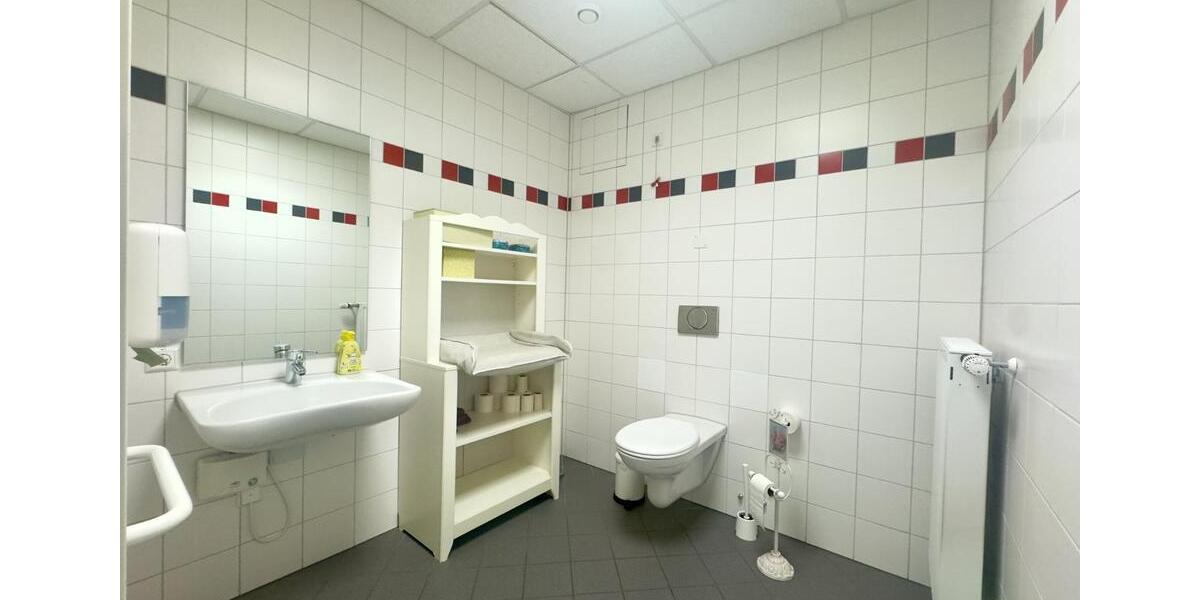 Gewerbeobjekt Esslingen am Neckar Oberesslingen - 12&euro; | Angebot:23707499