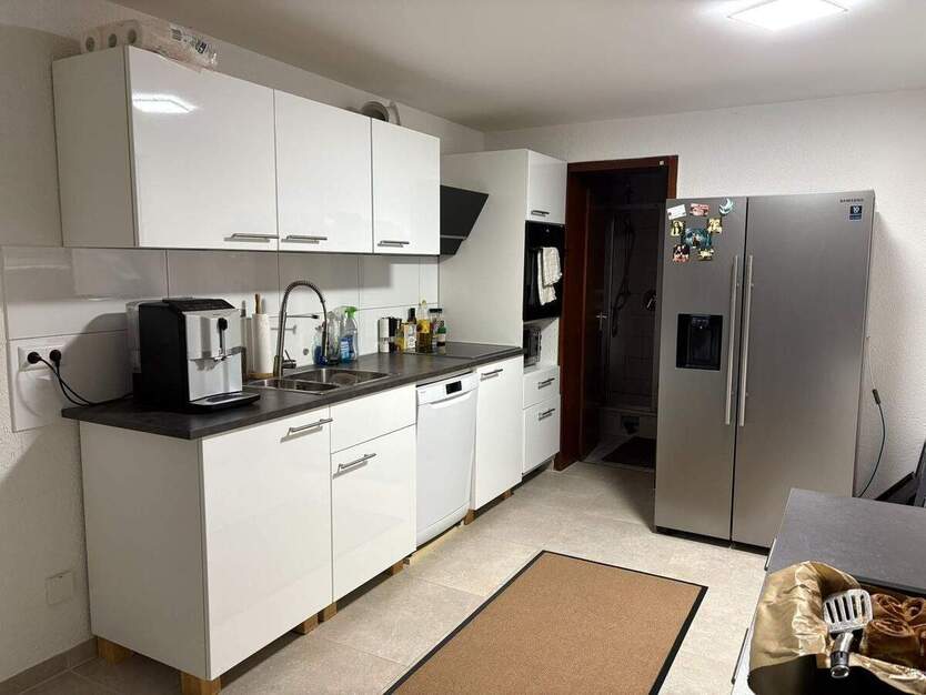 .::älteres Haus mit schönem Garten in guter Lage::. 4 zimmer