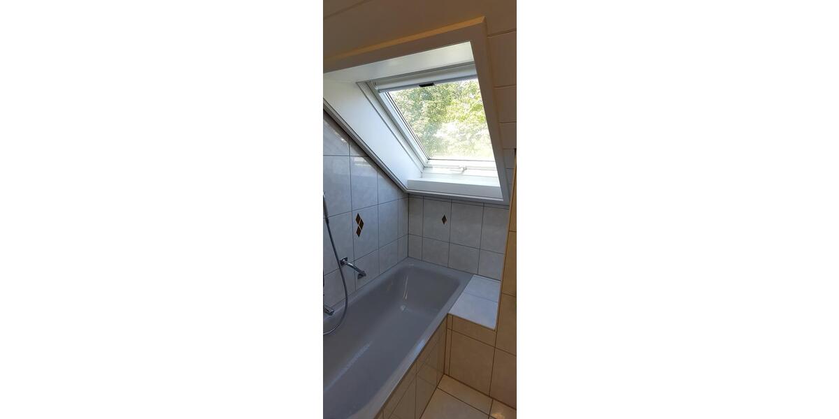 Dachgeschoßwohnung Stuttgart Fasanenhof-Ost - 3 Zimmer, 78 m&sup2;, 369.000&euro; | Angebot:26399776