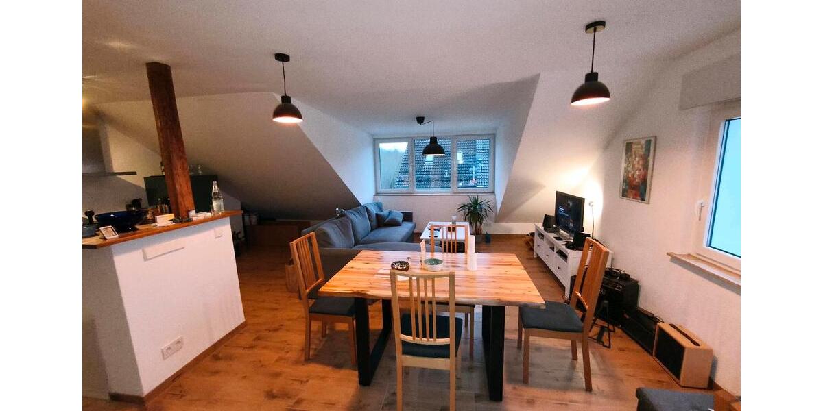 Dachgeschoßwohnung Kirchheim unter Teck - 2 Zimmer, 53 m&sup2;, 1.000&euro; | Angebot:25176306