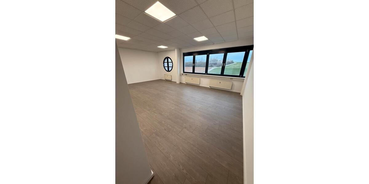 Gewerbeobjekt Ditzingen - 350&euro; | Angebot:26090149