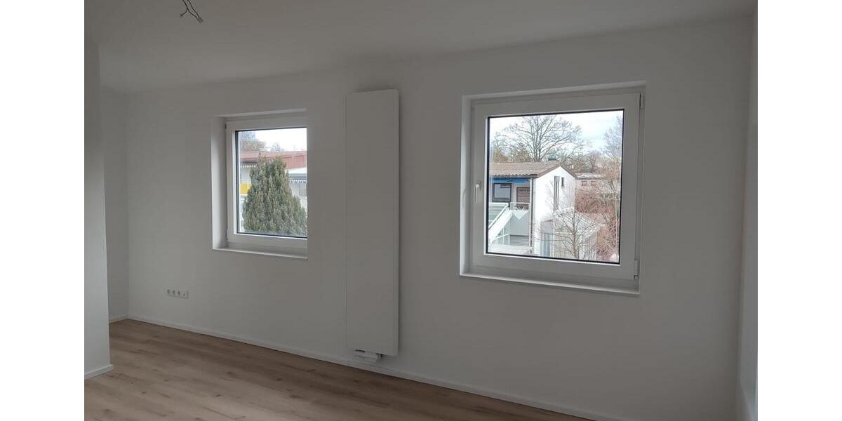 Reihenhaus Reutlingen Orschel-Hagen - 4 Zimmer, 90 m&sup2;, 1.500&euro; | Angebot:26137749