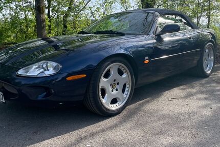 Jaguar XK8 130.300 km 22.500 &euro; Oberstenfeld 71720