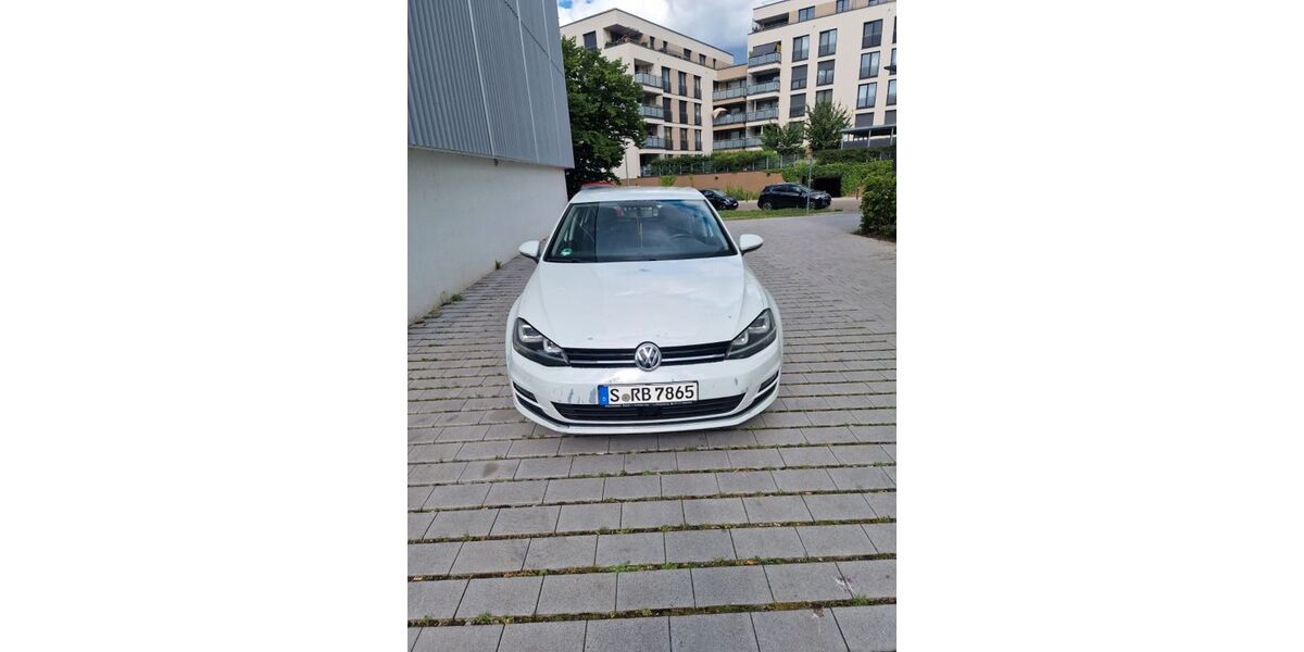 VW Golf 253.348 km 5.999 &euro; Stuttgart 70437