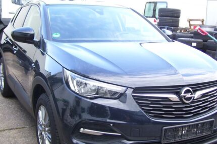 Opel Grandland (X) 139.780 km 8.990 &euro; Neckarweihingen bei Ludwigsburg 71642