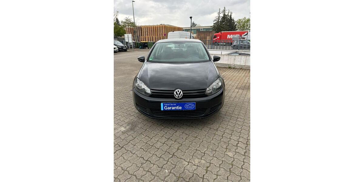 VW Golf 135.000 km 5.700 &euro; Ditzingen 71254