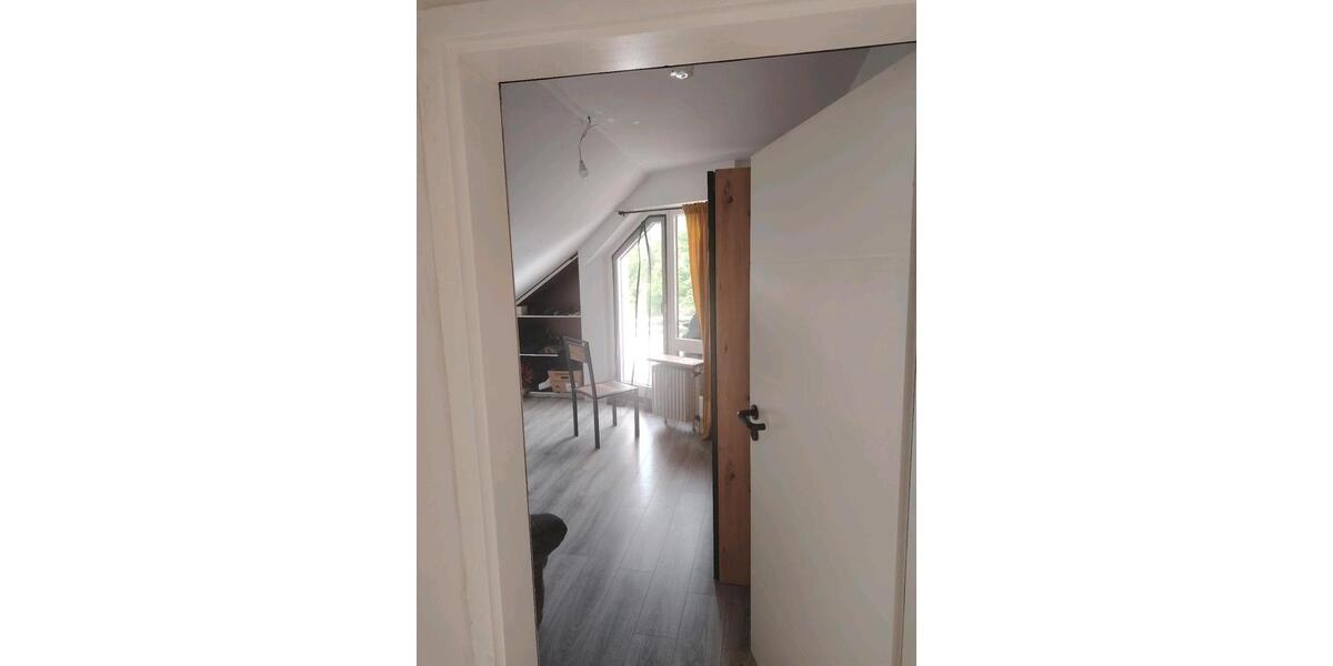 Dachgeschoßwohnung Stuttgart Stuttgart-West - 2 Zimmer, 68 m&sup2;, 1.650&euro; | Angebot:24680755