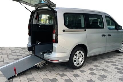 Ford Grand Tourneo 12.987 km 42.950 &euro; Leinfelden-Echterdingen 70771