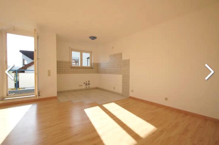 Dachgeschoßwohnung Großbettlingen - 2.5 Zimmer, 50 m&sup2;, 199.000&euro; | Angebot:26285487