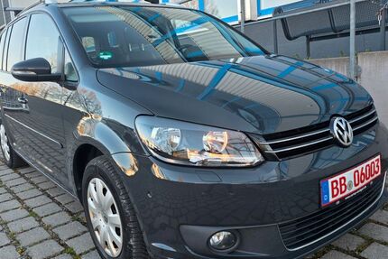 VW Touran 133.000 km 7.880 &euro; Holzgerlingen 71088