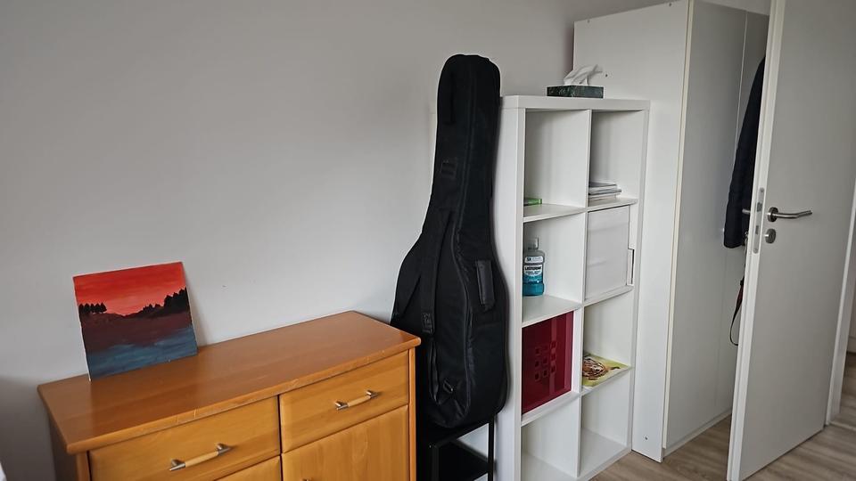 Möbliertes Zimmer in 4er-WG in Stuttgart-Möhringen ab 03.03 1 zimmer