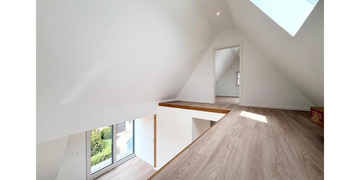 Dachgeschoßwohnung Kernen im Remstal - 4.5 Zimmer, 100 m&sup2;, 1.980&euro; | Angebot:26611006