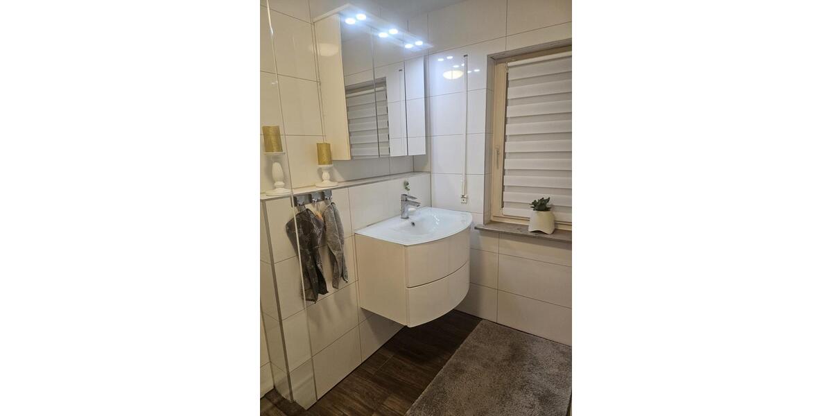 Hochparterre Sindelfingen - 3 Zimmer, 75 m&sup2;, 365.000&euro; | Angebot:26120598