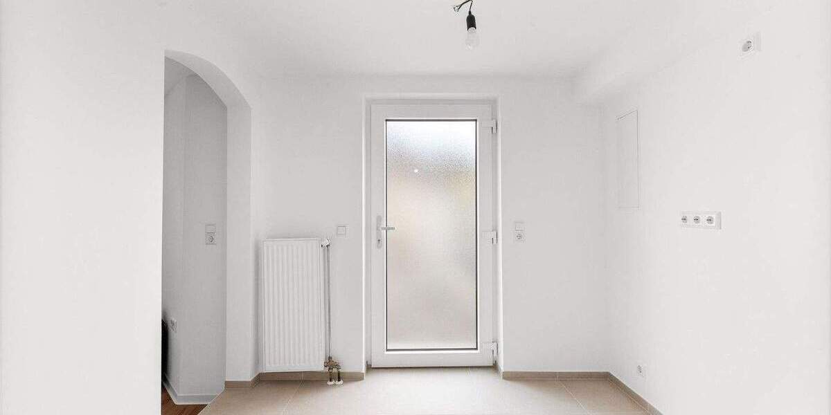 Etagenwohnung Stuttgart Süd - 2 Zimmer, 40 m&sup2;, 220.000&euro; | Angebot:25778398