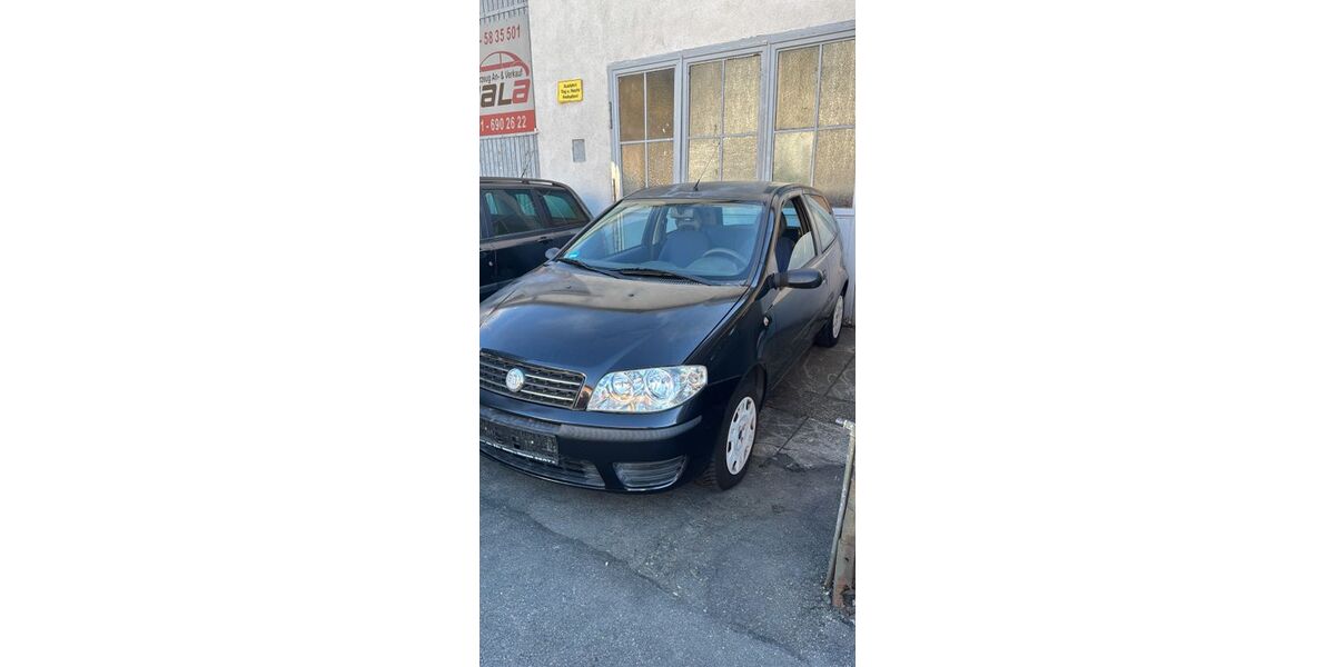 Fiat Punto 97.000 km 890 &euro; Stuttgart 70184
