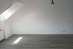 Dachgeschoßwohnung Wolfschlugen - 2 Zimmer, 60 m&sup2;, 750&euro; | Angebot:26336080