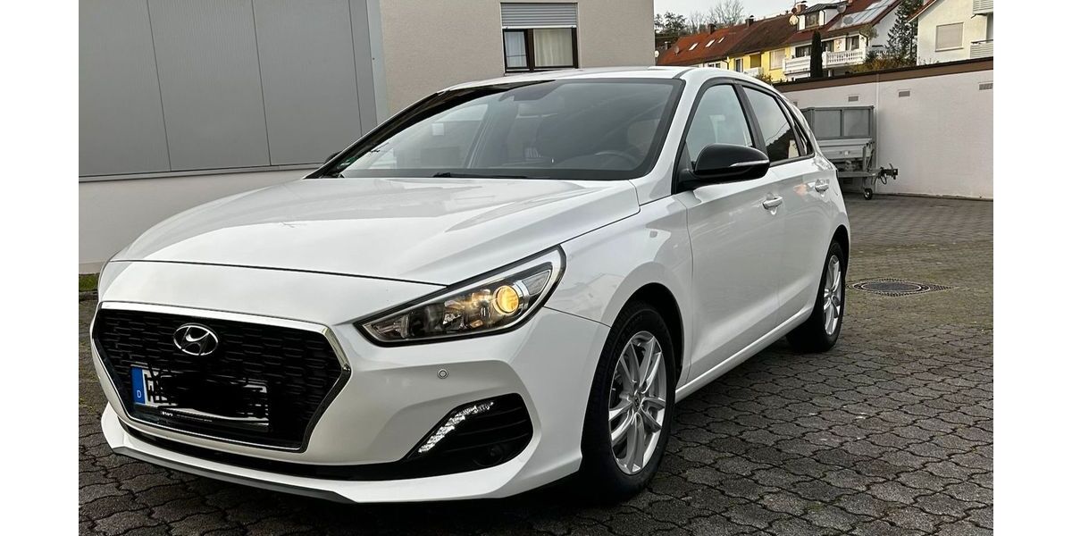 Hyundai i30 82.000 km 10.990 € Rudersberg 73635