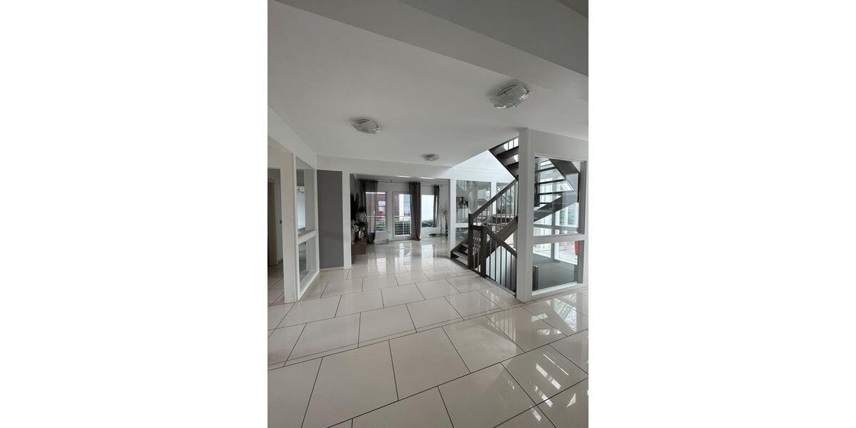 Einfamilienhaus Stuttgart Mühlhausen - 4 Zimmer, 160 m&sup2;, 390.000&euro; | Angebot:26071644