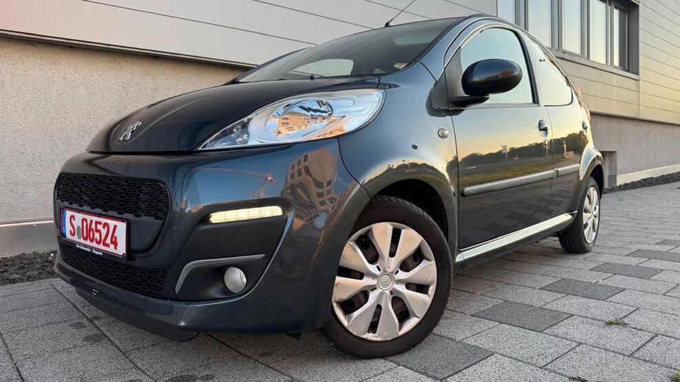 Peugeot 107 80.000 km 6.600 € Stuttgart 70563