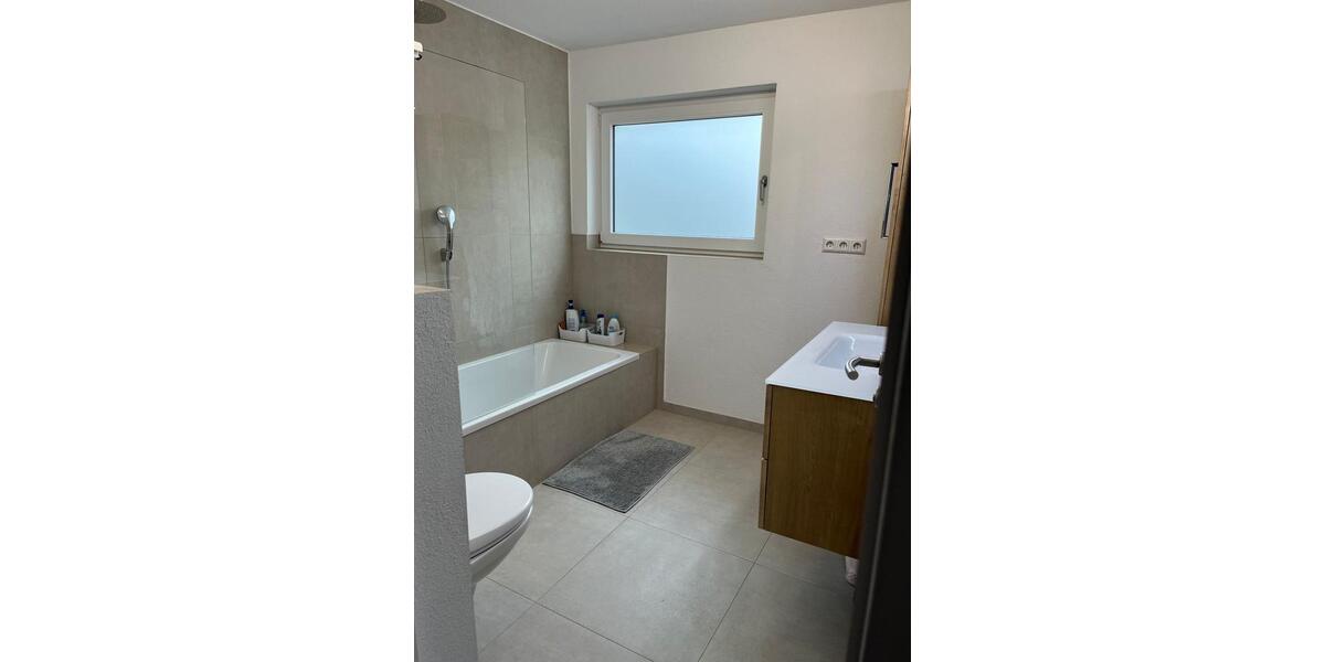 Reihenhaus Großbottwar - 4.5 Zimmer, 100 m&sup2;, 1.550&euro; | Angebot:24841453