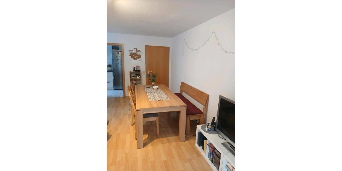 Erdgeschoßwohnung Stuttgart Luginsland - 2.5 Zimmer, 56 m&sup2;, 1.170&euro; | Angebot:26123215