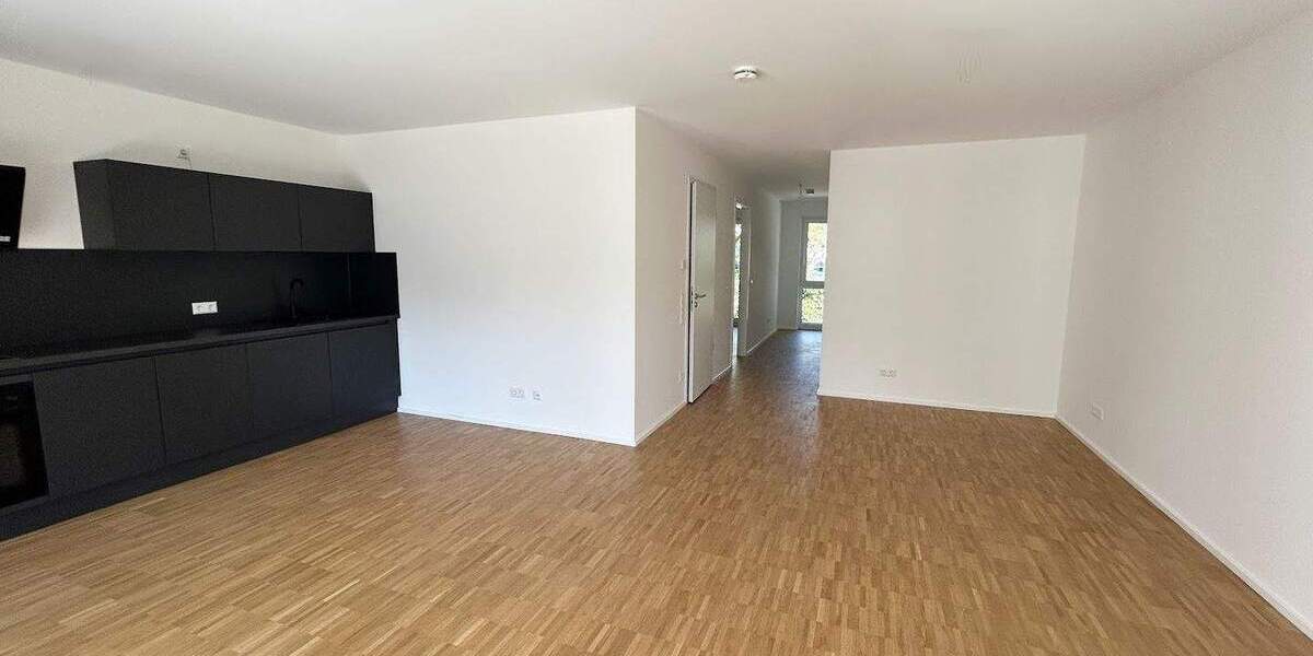 Etagenwohnung Stuttgart Untertürkheim - 2 Zimmer, 70 m&sup2;, 1.280&euro; | Angebot:23059547