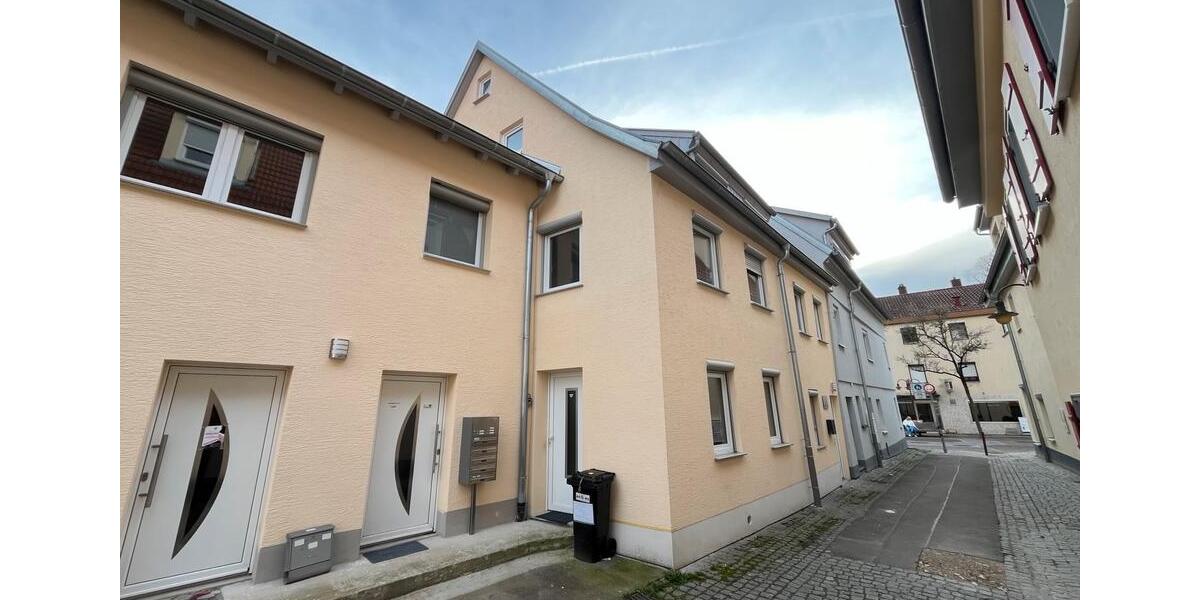 Etagenwohnung Kirchheim unter Teck - 2 Zimmer, 57 m&sup2;, 870&euro; | Angebot:26374906