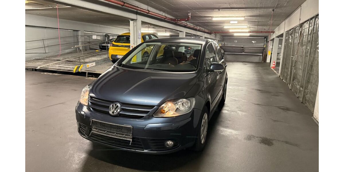 VW Golf Plus 166.000 km 3.799 &euro; Stuttgart 70178
