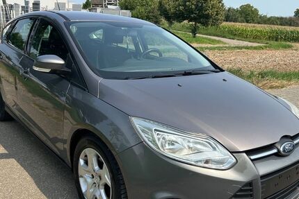 Ford Focus 192.000 km 3.900 € Waiblingen OT Hegnach 71334