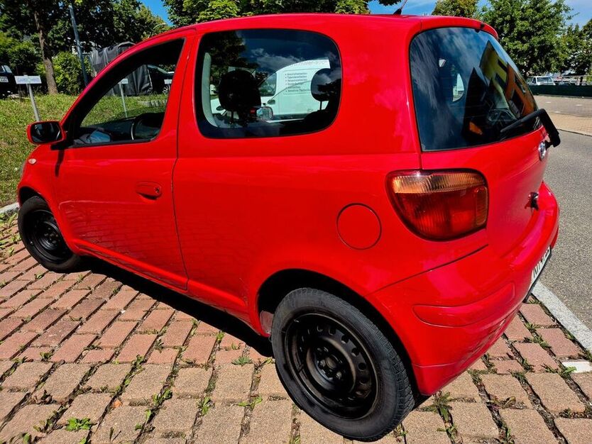 Yaris