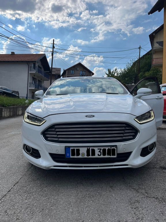 Ford Mondeo 204.000 km 8.800 € Marbach am Neckar 71672