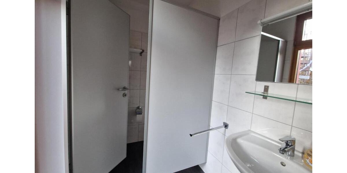 Gewerbeobjekt Reutlingen Altenburg - 2.100&euro; | Angebot:24642583