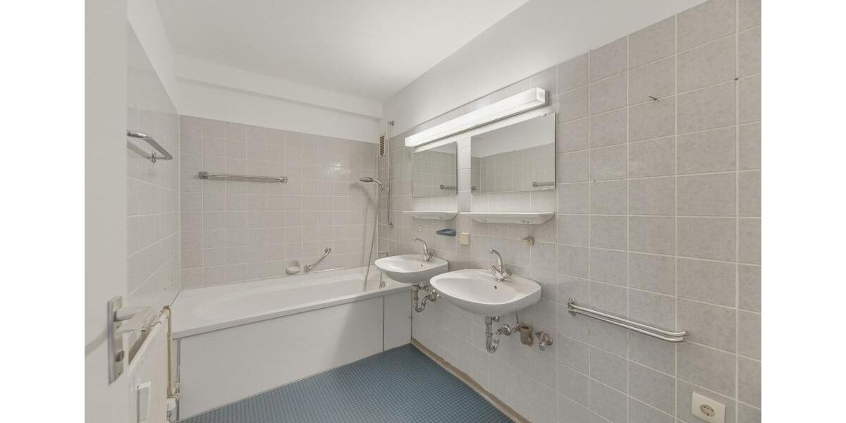 Erdgeschoßwohnung Böblingen - 3.5 Zimmer, 81 m&sup2;, 249.000&euro; | Angebot:27019193