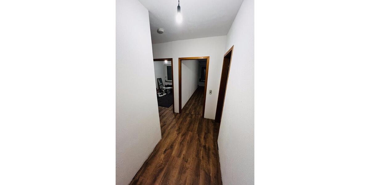 2Zimmer und große Terrasse - kurzfristig frei - frisch renoviert! 2 zimmer