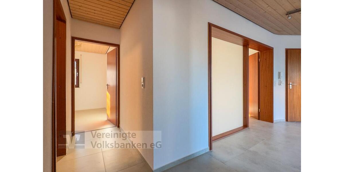 Etagenwohnung Böblingen Dagersheim - 3 Zimmer, 80 m&sup2;, 1.150&euro; | Angebot:25053760