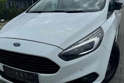 Ford S-Max 198.000 km 8.290 &euro; Holzgerlingen 71088