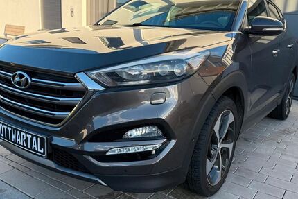 Hyundai TUCSON 130.000 km 14.299 &euro; Großbottwar 71723