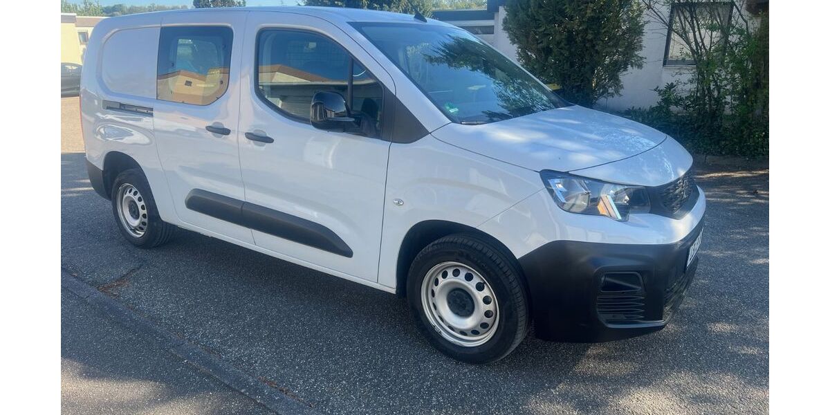 Peugeot Partner 39.987 km 15.499 &euro; Vaihingen/Enz 71665