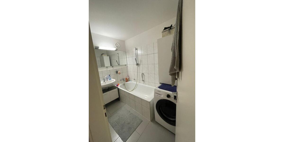 Etagenwohnung Stuttgart Birkach - 3 Zimmer, 89 m&sup2;, 1.200&euro; | Angebot:25446978