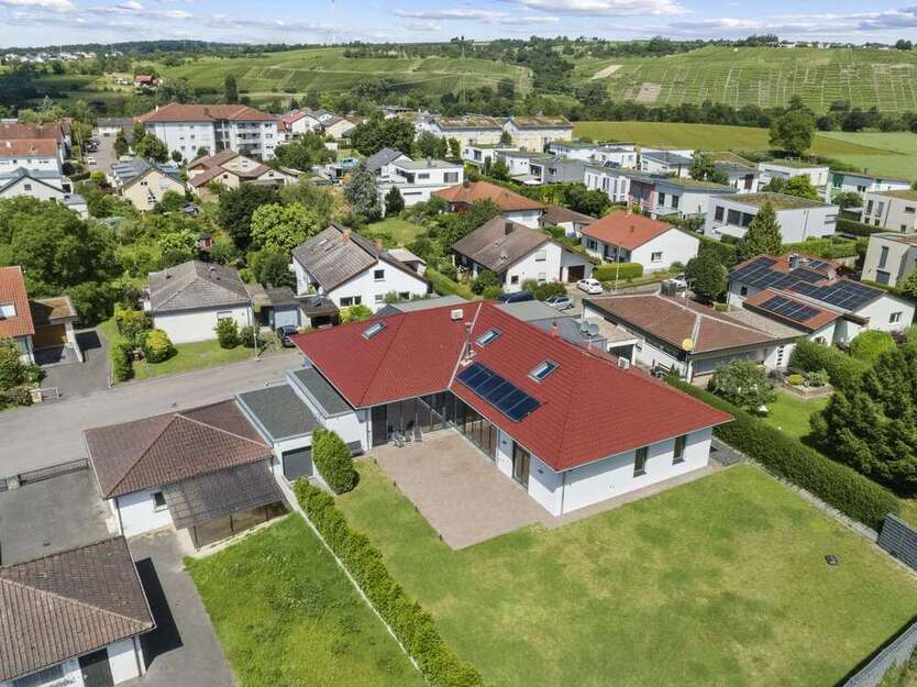 Haus zum Kaufen in Pleidelsheim 2.690.000 € 497 m²
