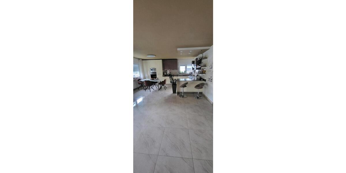 Mehrfamilienhaus, Wohnhaus Vaihingen an der Enz - 8 Zimmer, 216 m&sup2;, 699.000&euro; | Angebot:26247888