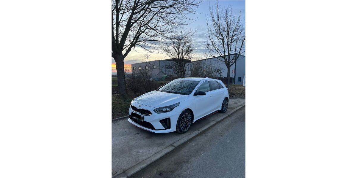 Kia ceed / Ceed 57.225 km 20.300 &euro; Esslingen 73734